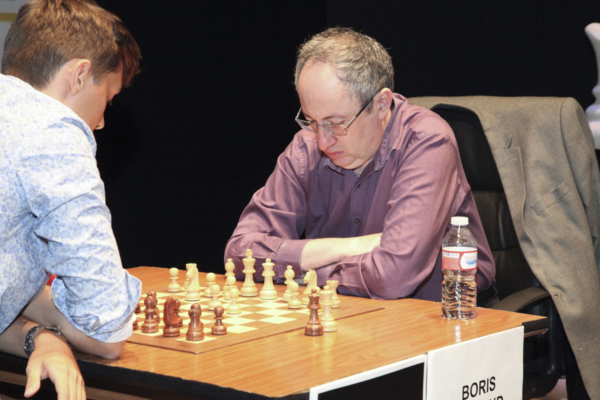 Gelfand out-blitzed Esipenko at the Leon Masters