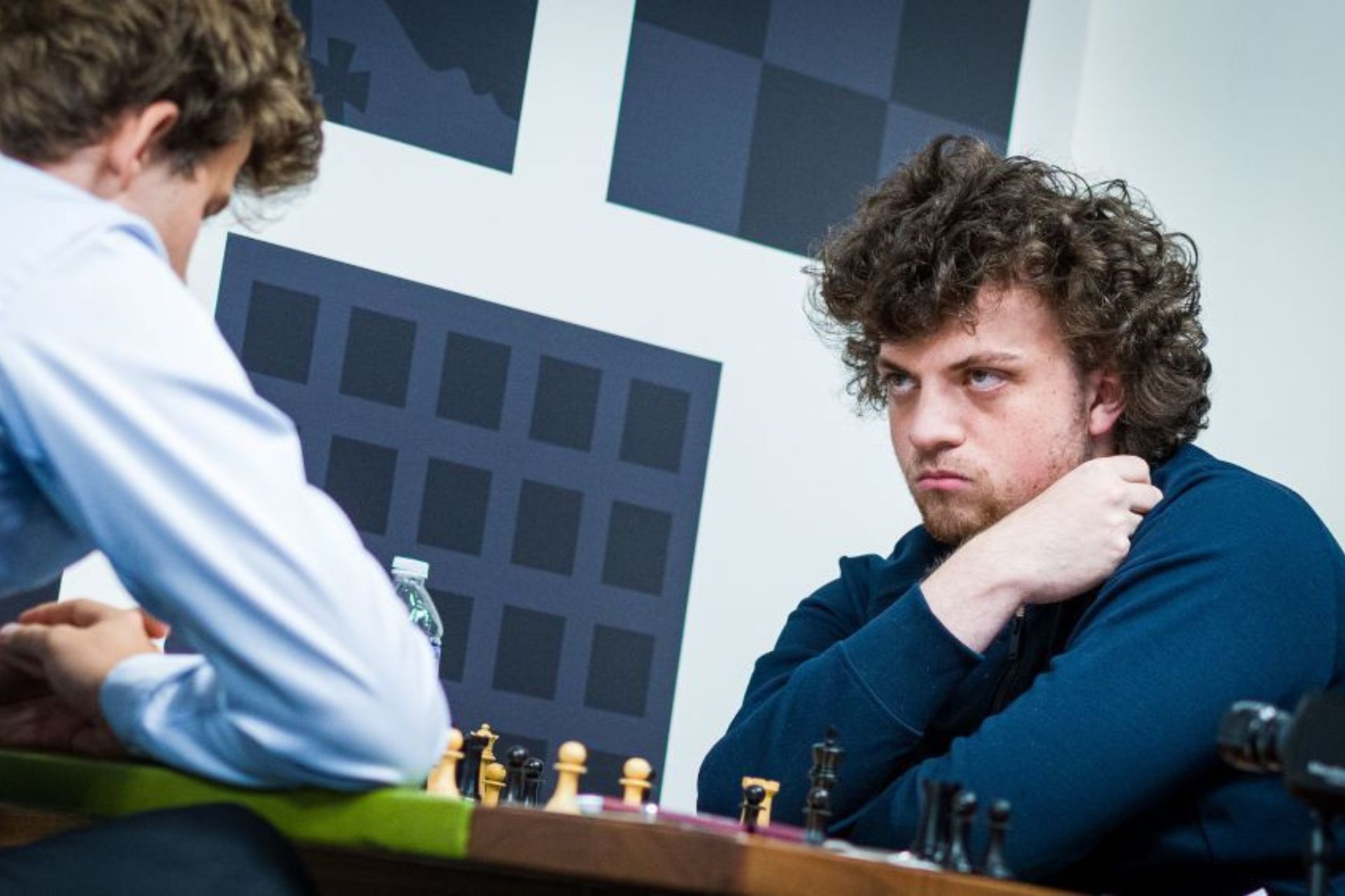 Hans Niemann beats Carlsen to cross 2700 at the Sinquefield Cup 2022